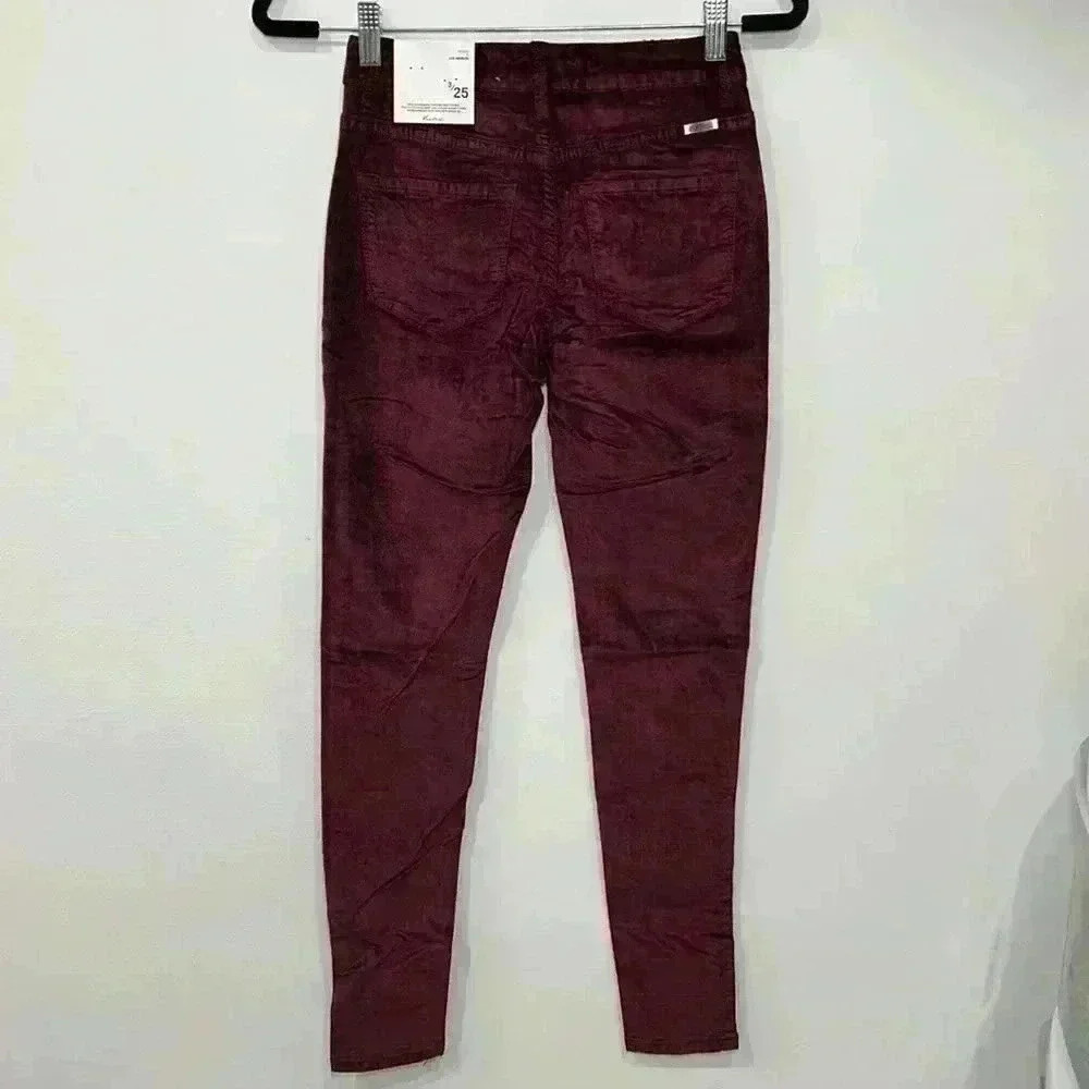 Mid rise maroon velvet skinny Jean - Picture 8 of 8